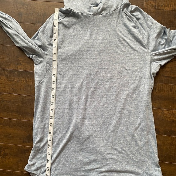 Lululemon Drysense Training hoodie - Picture 4 of 10